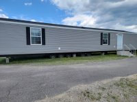 3 bedroom trailer home